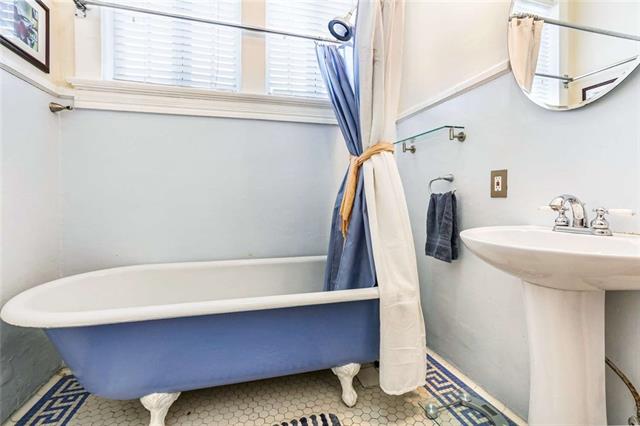 8236 Cohn Street New Orleans, LA 70118 - Photo 12 of 25