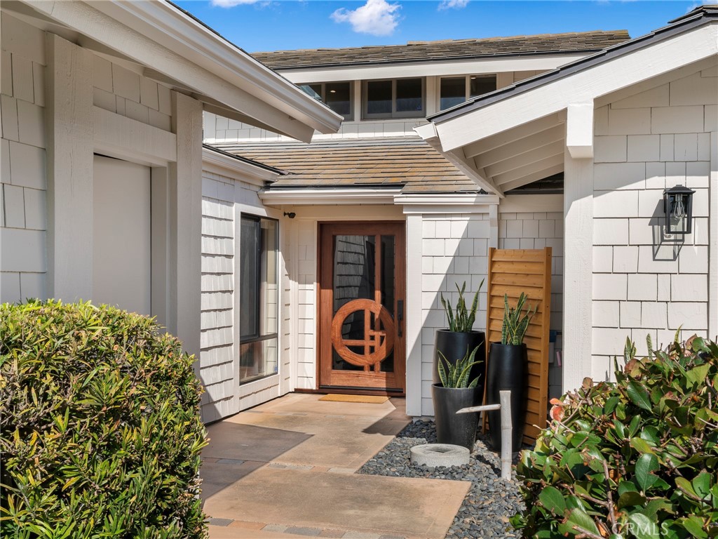 32502 Via Mentone Dana Point, CA 92629 - Photo 2 of 32