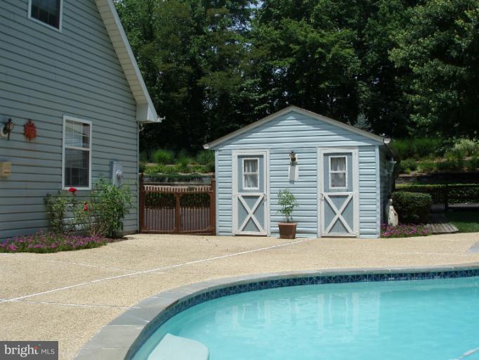 4270 Hardesty Road Huntingtown, MD 20639 - Photo 11 of 30 Exterior (General)