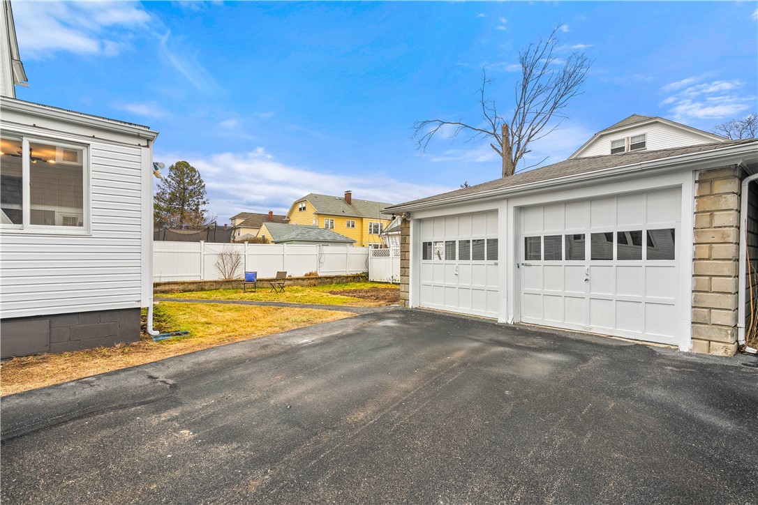 11 Nelson Street Providence, RI 02908 - Photo 34 of 42