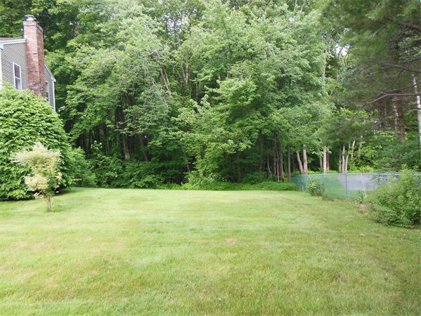 304 Edgewood Road West Springfield, MA 01089 - Photo 24 of 26 a view of a big yard with a small yard