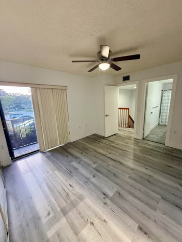 $2,200 | 5808 58th Way, West Palm Beach, FL 33409