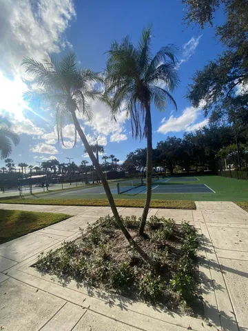 $2,200 | 5808 58th Way, West Palm Beach, FL 33409