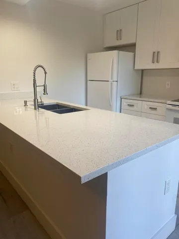 $2,300 | 5808 58th Way, West Palm Beach, FL 33409