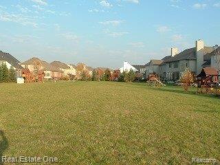 1471 Werth Drive Rochester, MI 48306 - Photo 4 of 22 View of COMMONS