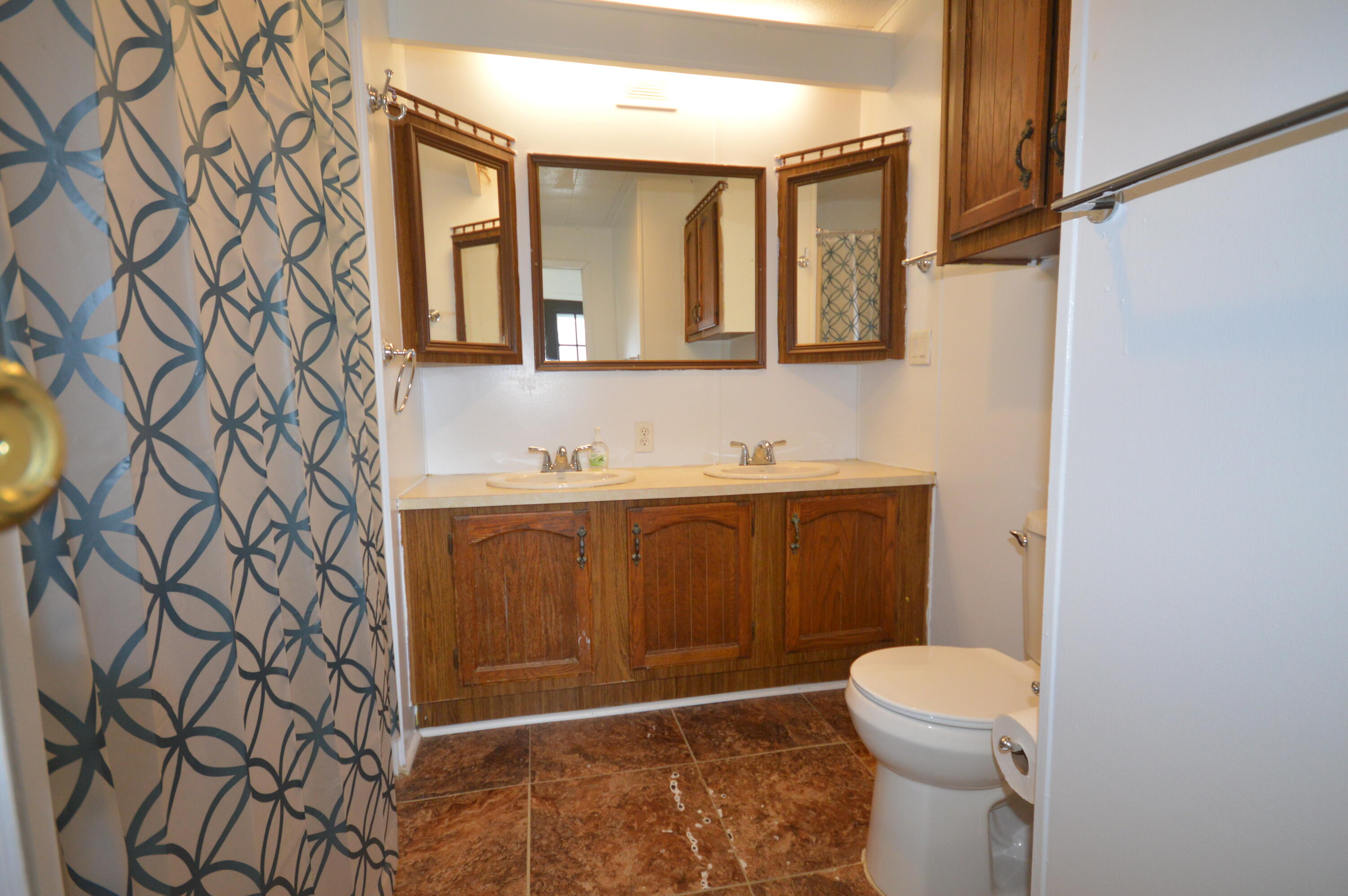 25 B Street Bangor, ME 04401 - Photo 16 of 19 DSC_0060