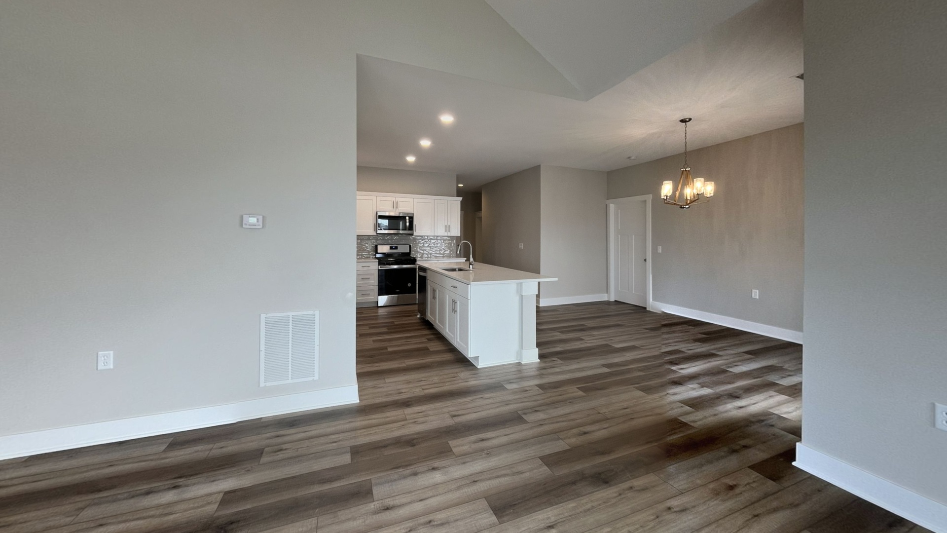 357 Cobblestone Parkway, Unit 2C Bourbonnais, IL 60914 - Photo 3 of 6