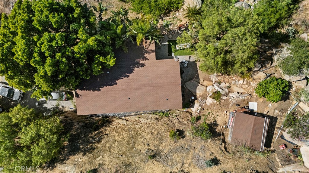 38942 Jubilee Way Fallbrook, CA 92028 - Photo 39 of 55 a backyard of a house with lots of green space
