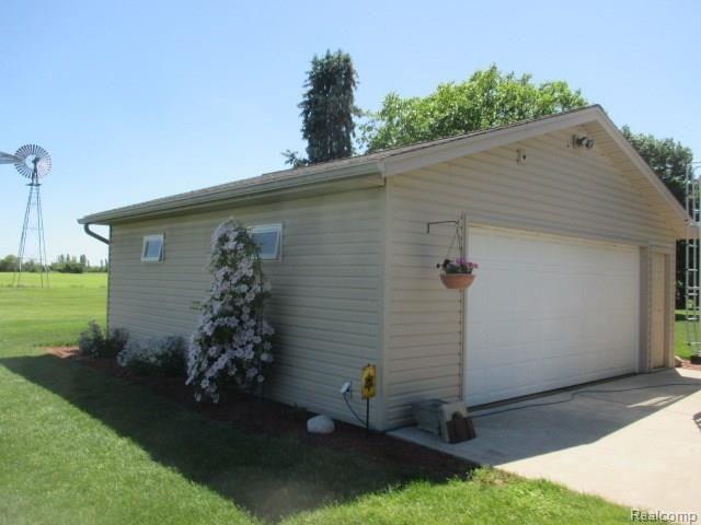 3212 Post Road Newport, MI 48166 - Photo 9 of 29 21.JPG