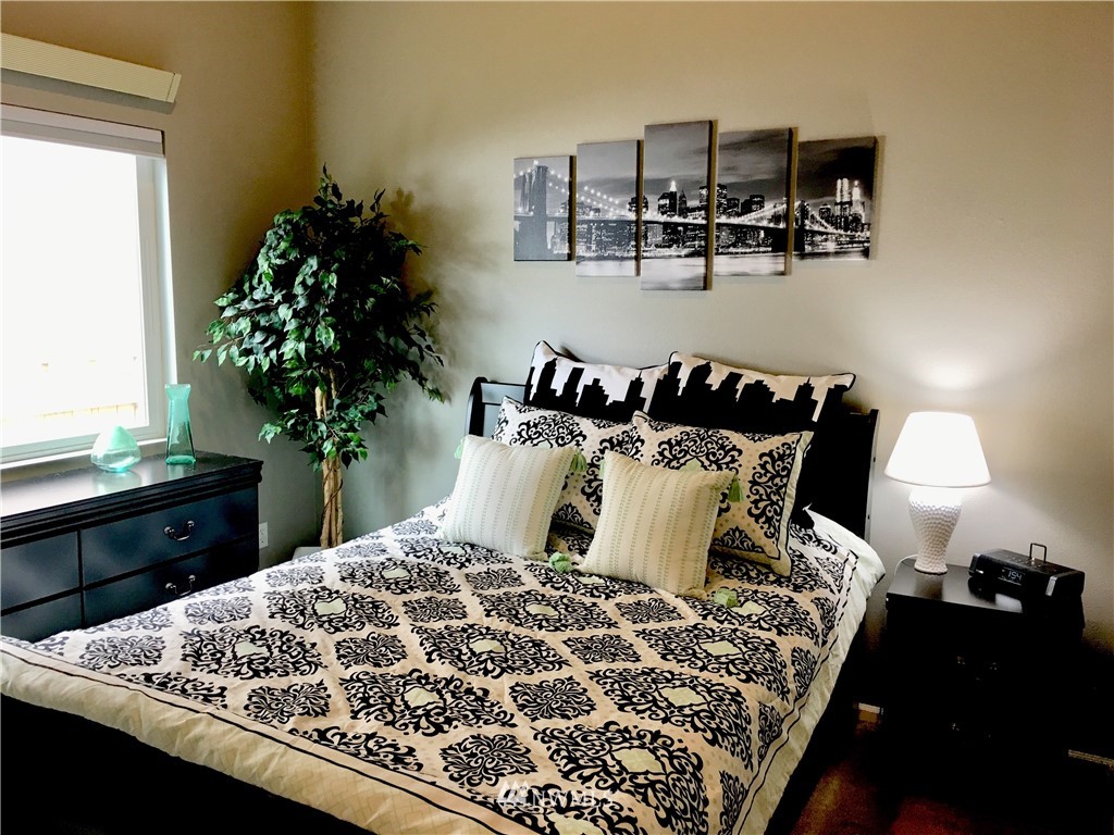 6504 Ruddell Road Southeast Lacey, WA 98513 - Photo 11 of 16 Gallery Image 11