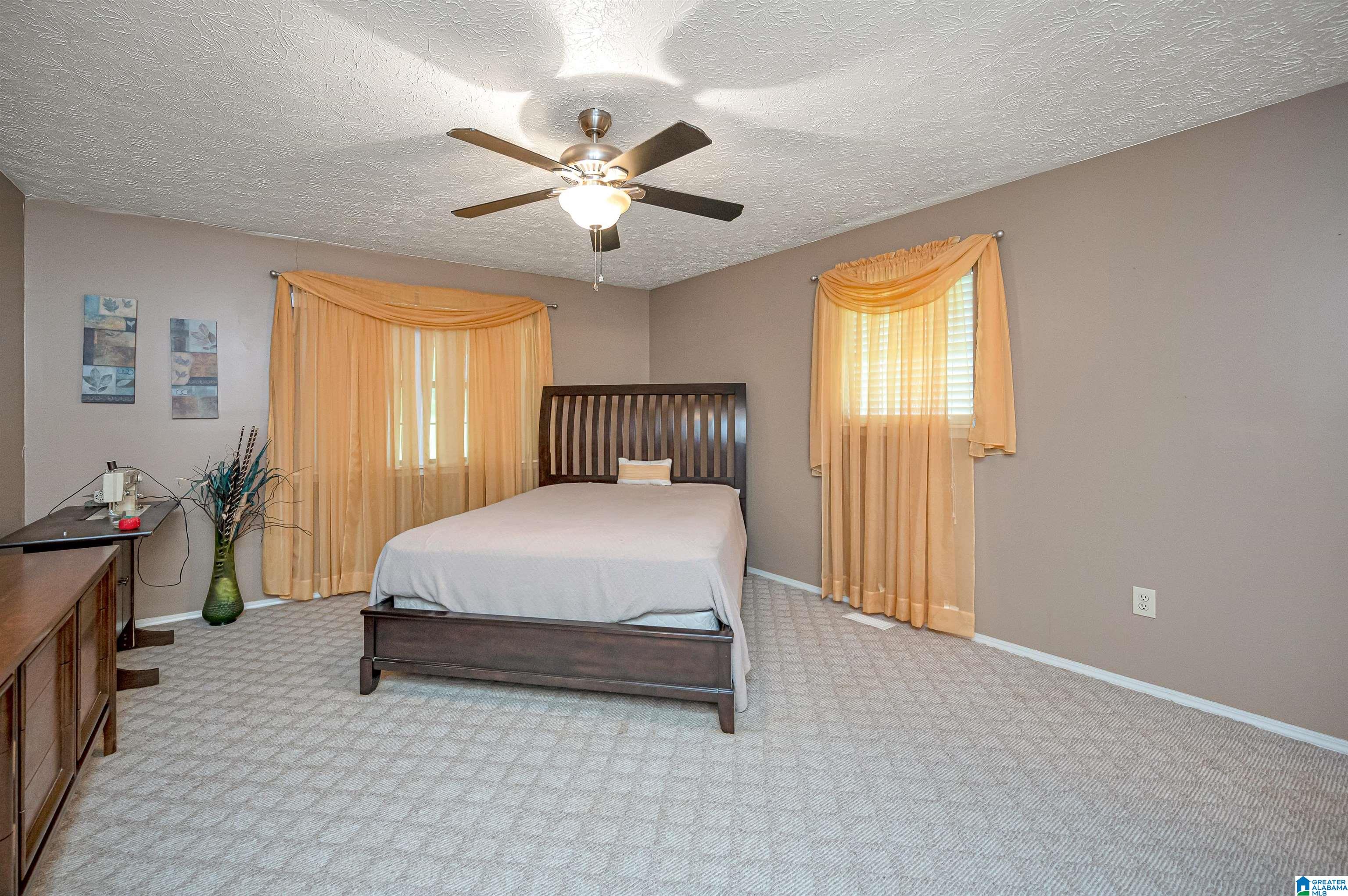 366 Porter Road Bessemer, AL 35022 - Photo 15 of 48