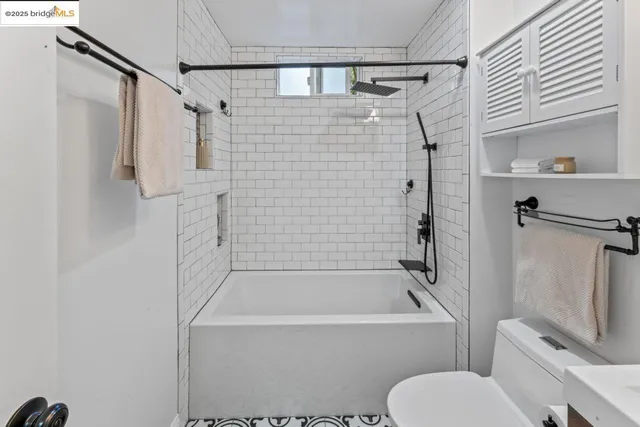 $545,000 | 50 Emery Bay Drive, Emeryville, CA 94608