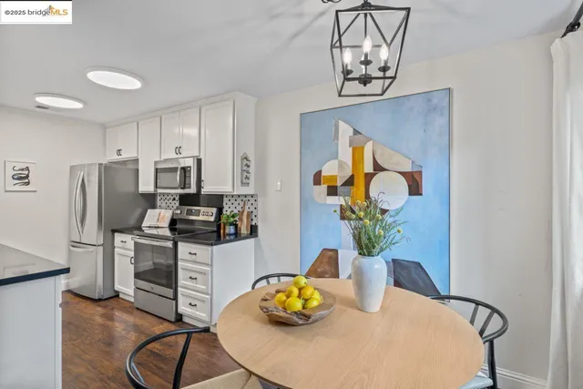 $545,000 | 50 Emery Bay Drive, Emeryville, CA 94608