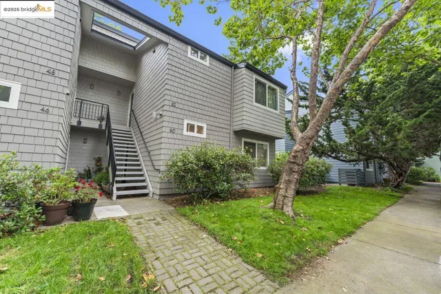 $545,000 | 50 Emery Bay Drive, Emeryville, CA 94608