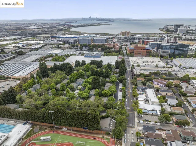 $545,000 | 50 Emery Bay Drive, Emeryville, CA 94608