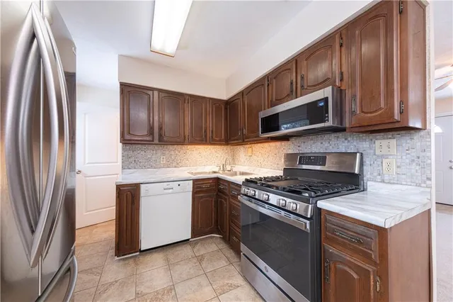 $189,900 | 9649 Laurel Avenue, Irwin, PA 15642