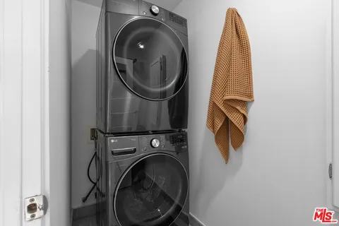 $1,849,000 | 922 Garfield Avenue, Venice, CA 90291