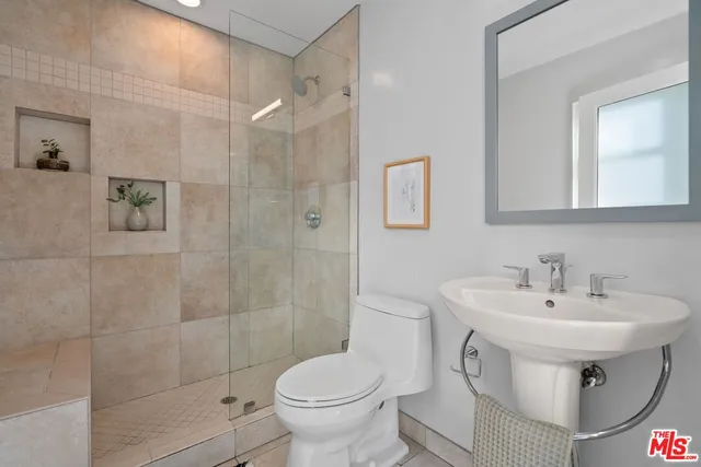 $1,849,000 | 922 Garfield Avenue, Venice, CA 90291