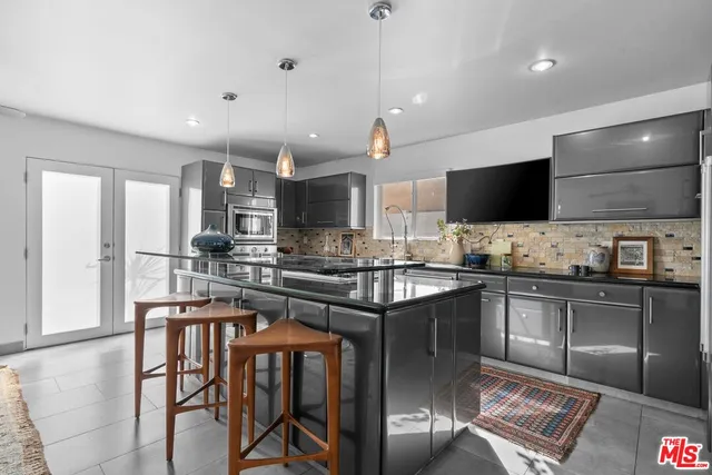 $1,849,000 | 922 Garfield Avenue, Venice, CA 90291