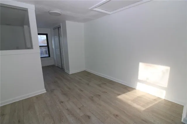 $180,000 | 1629 Glenbrook Avenue, Coraopolis, PA 15108