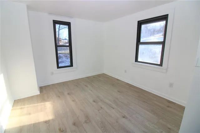 $180,000 | 1629 Glenbrook Avenue, Coraopolis, PA 15108