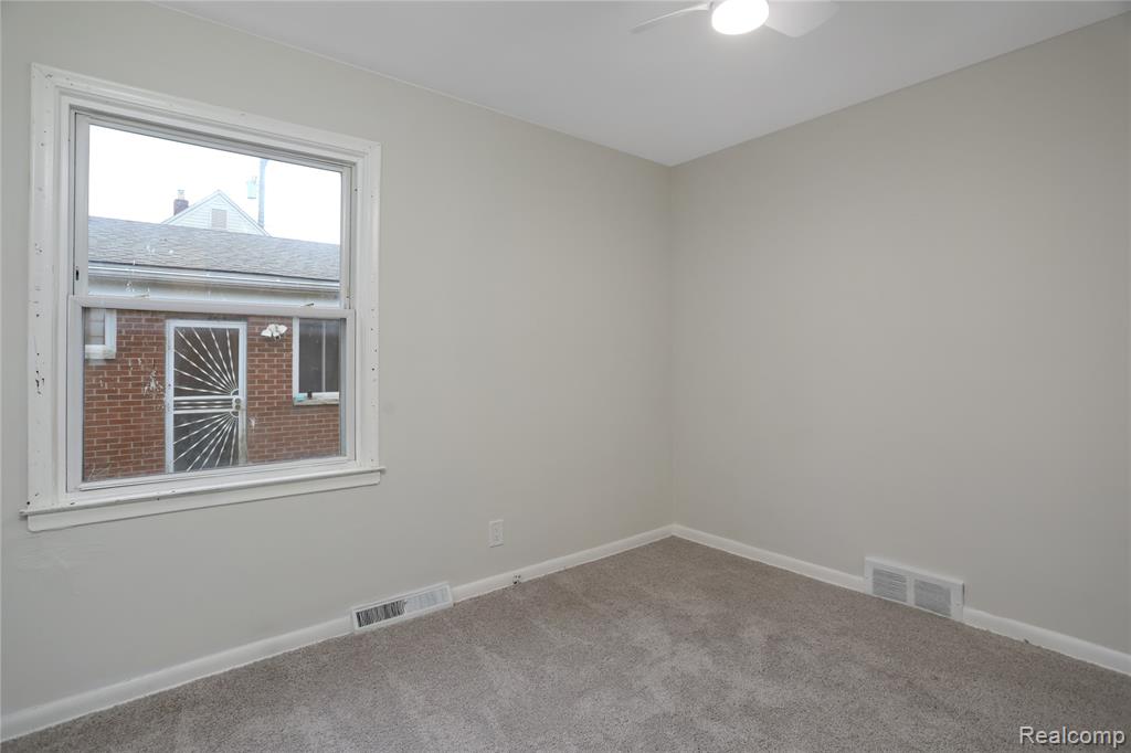 8679 Burt Road Detroit, MI 48228 - Photo 9 of 13