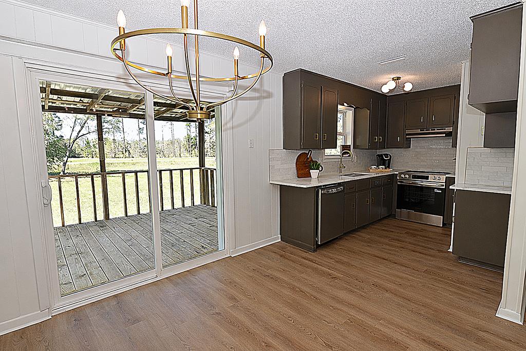 5924 Henry Mouring Road Dothan, AL 36305 - Photo 7 of 21 Dining Area to Kitchen
