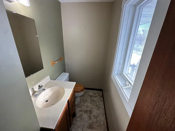 $229,900 | 913 Center Street East, Roseau, MN 56751