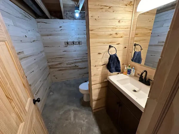 $229,900 | 913 Center Street East, Roseau, MN 56751