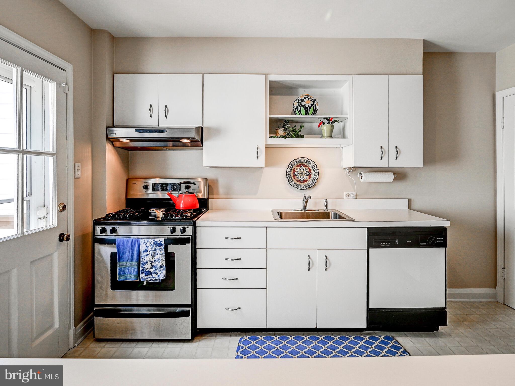 4303 Wickford Road Baltimore, MD 21210 - Photo 16 of 34