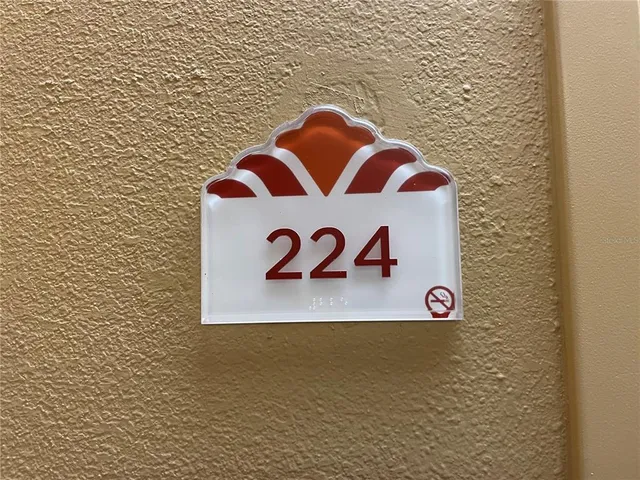 $199,000 | 8303 Palm Parkway, Unit 222/224, Orlando, FL 32836