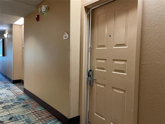 $199,000 | 8303 Palm Parkway, Unit 222/224, Orlando, FL 32836