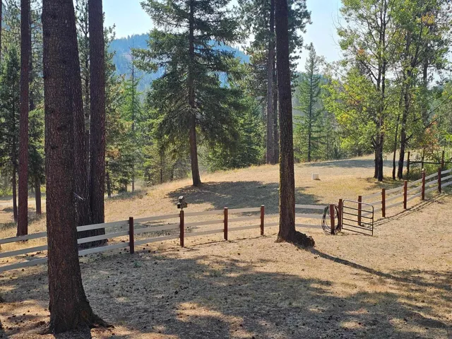 $749,000 | 4151 Grouse Creek Road, Loon Lake, WA 99148