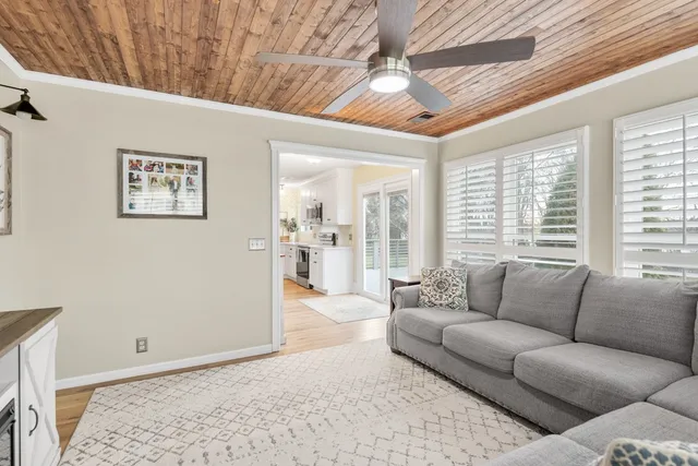 $469,900 | 107 Waters Edge Lane, Hendersonville, TN 37075