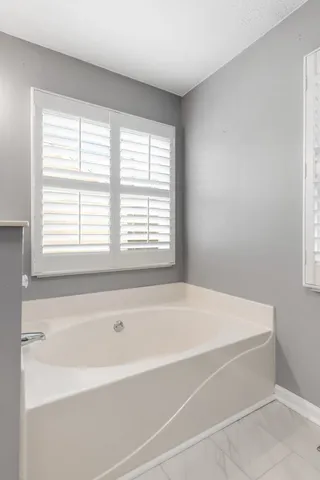 $469,900 | 107 Waters Edge Lane, Hendersonville, TN 37075