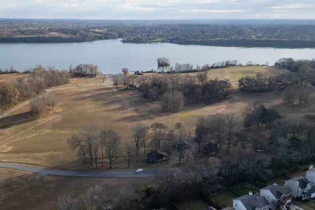 $469,900 | 107 Waters Edge Lane, Hendersonville, TN 37075