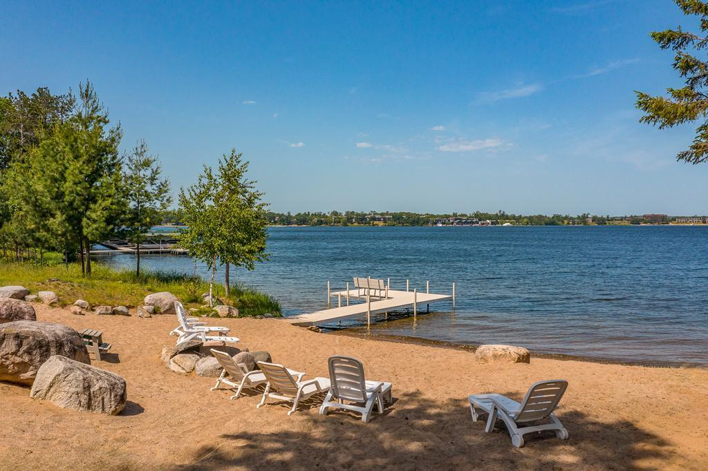 1387 East Pointe Drive Brainerd, MN 56401 - Photo 3 of 42