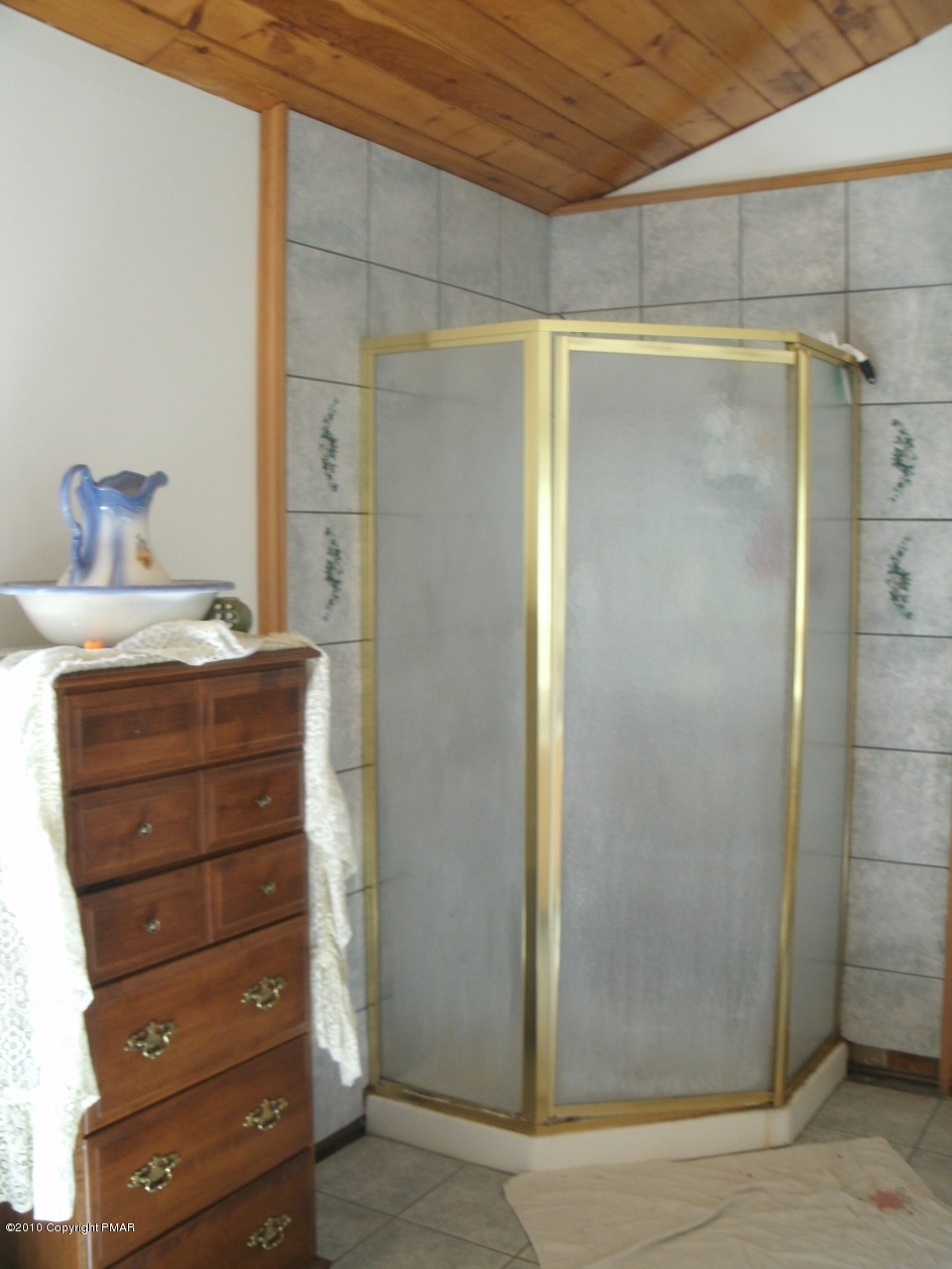 45010 Cherry Valley Road Stroudsburg, PA 18360 - Photo 13 of 15 Standing Shower in Main Bath