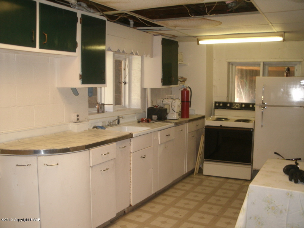 45010 Cherry Valley Road Stroudsburg, PA 18360 - Photo 14 of 15 2nd Kitchen in Lower Level