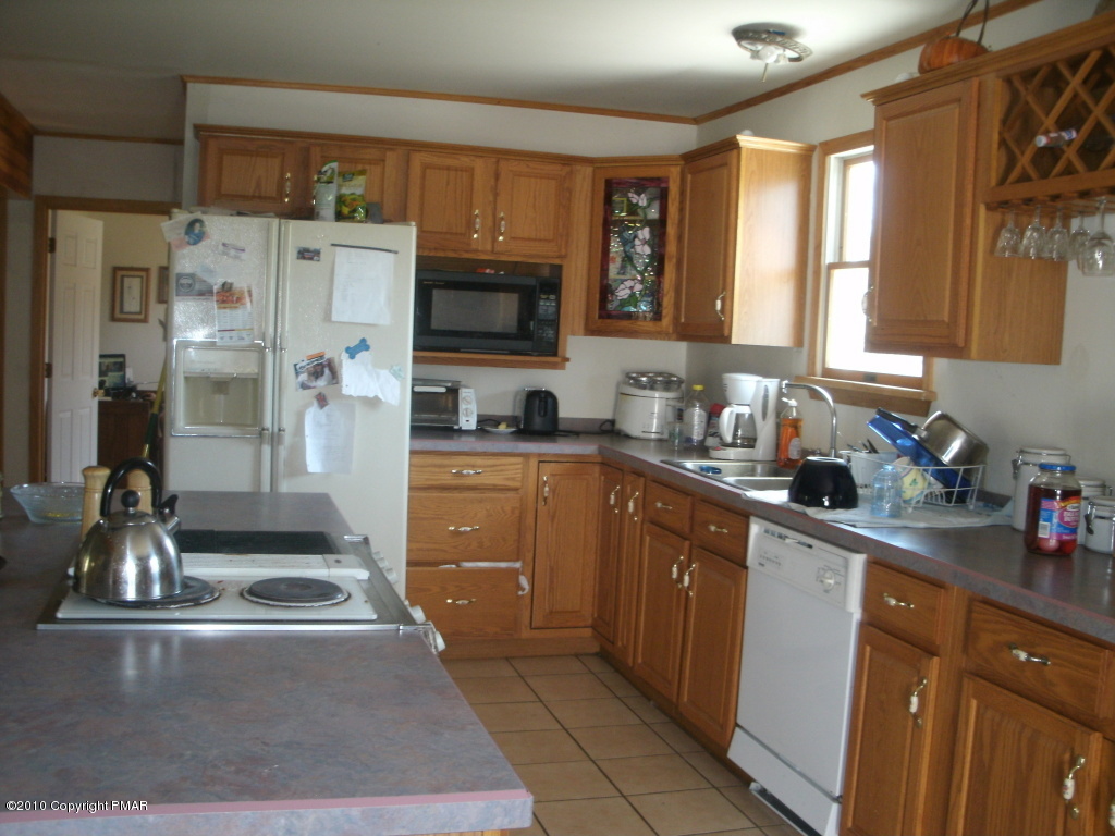 45010 Cherry Valley Road Stroudsburg, PA 18360 - Photo 7 of 15 Kitchen Area