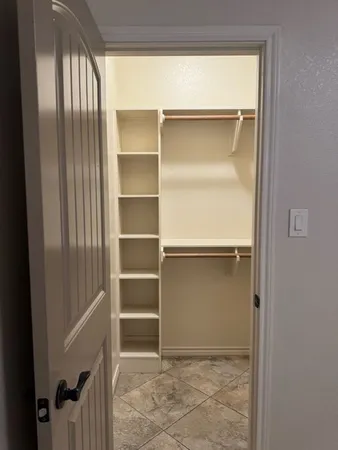 $1,950 | 3813 Estes Park, College Station, TX 77845