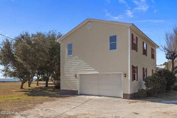 $650,000 | 630 Seashore Drive, Atlantic, NC 28511