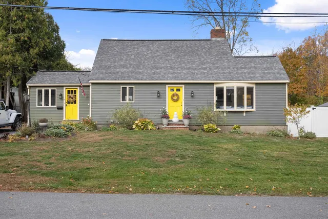 $575,000 | 6 Russet Lane, Hampstead, NH 03826