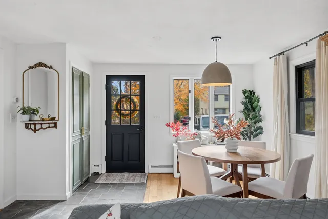 $575,000 | 6 Russet Lane, Hampstead, NH 03826