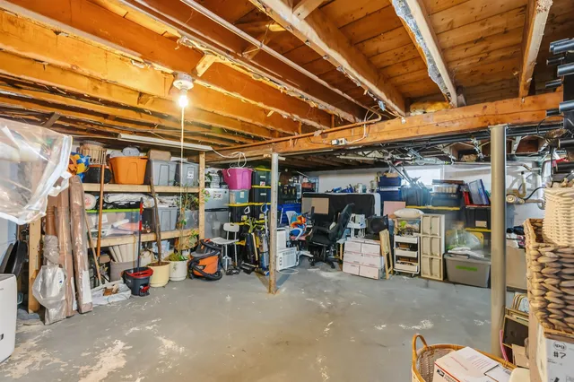 $575,000 | 6 Russet Lane, Hampstead, NH 03826