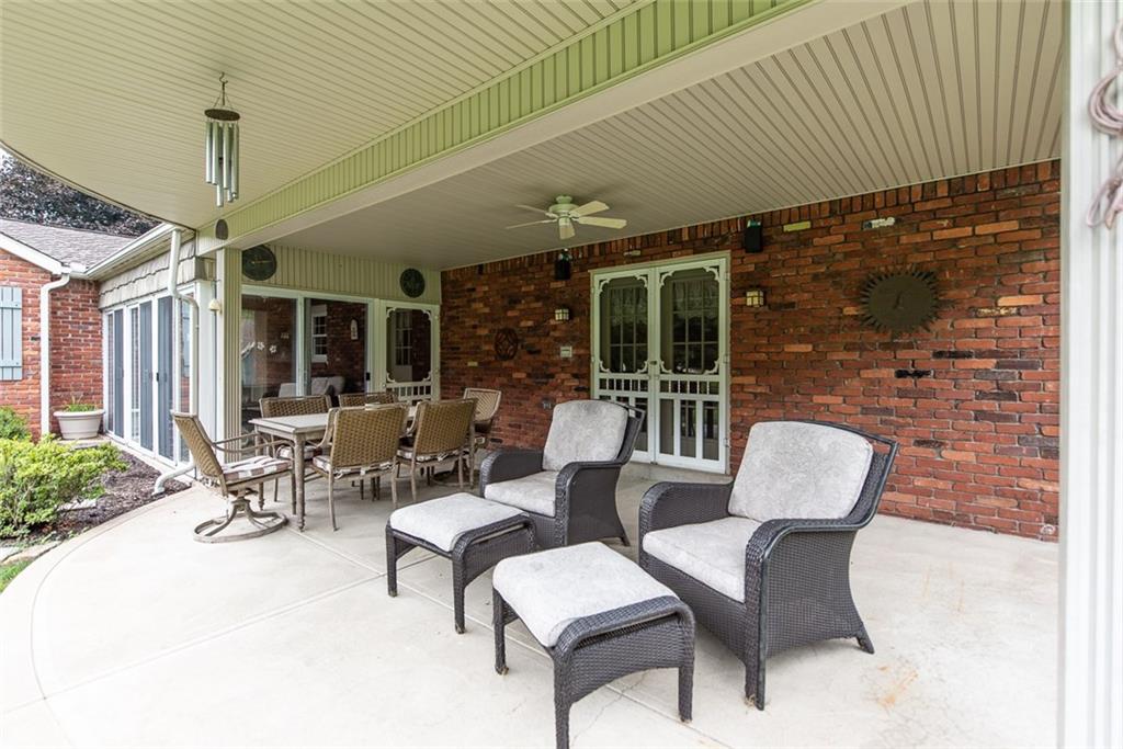 301 McWilliams Road Trafford, PA 15085 - Photo 6 of 25 Gallery Image 6