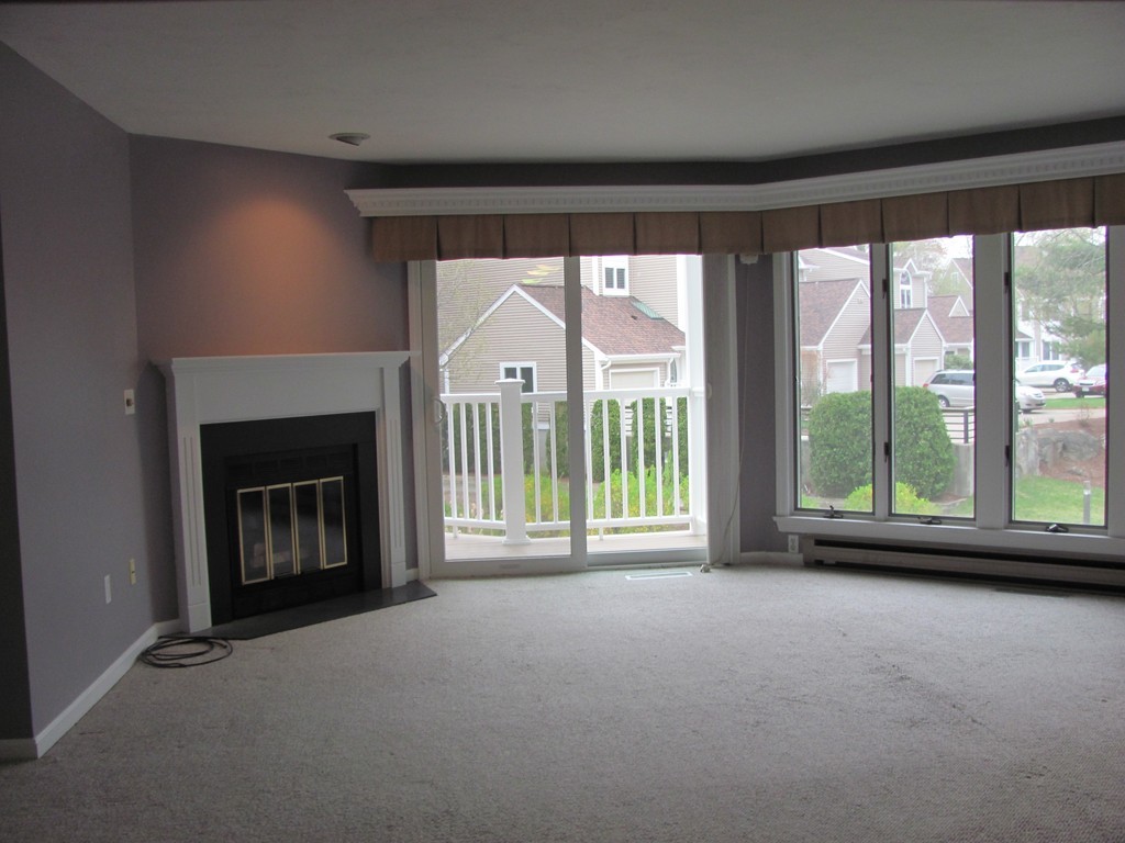 42 Pointe Rok Drive, Unit 42 Worcester, MA 01604 - Photo 5 of 27 Gallery Image 5