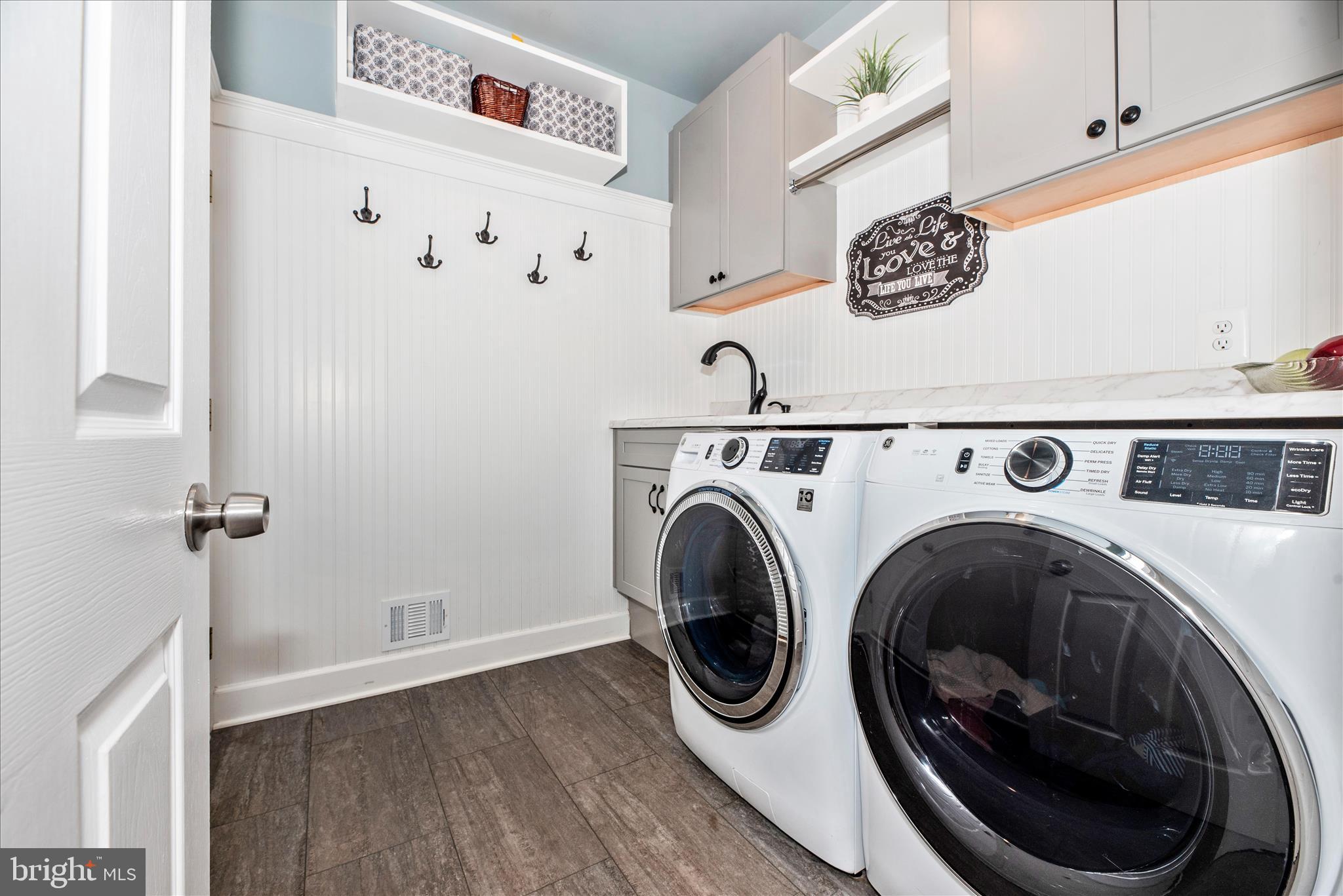 3045 Averley Road Ijamsville, MD 21754 - Photo 29 of 73 Laundry Room off Kitchen