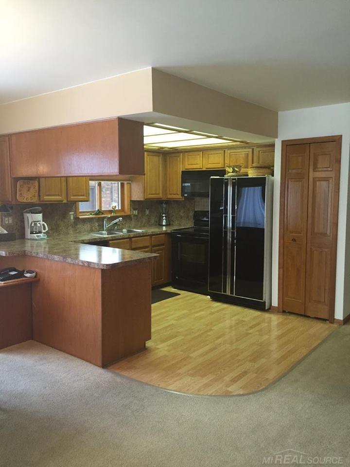 46141 Edgewater Street Chesterfield, MI 48047 - Photo 10 of 21