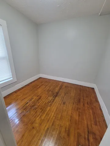 $2,250 | 312 Lake Avenue, Manchester, NH 03103